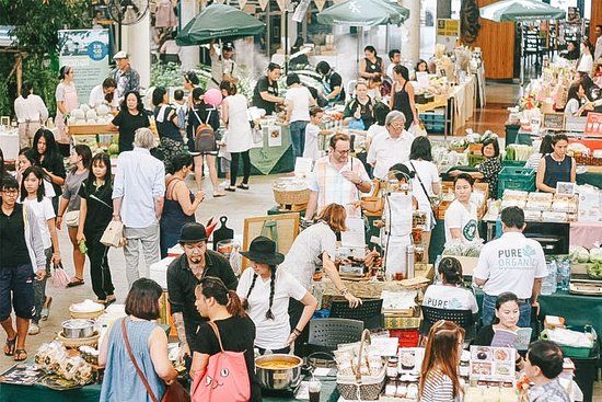 K Village Farmers' Market